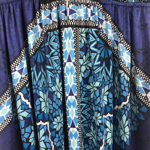 New Style Co Sleeveless Maxi Dress Sz Medium Blue Mandala Print Studded Detail - Picture 12 of 12
